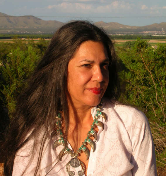 Ana Castillo photo