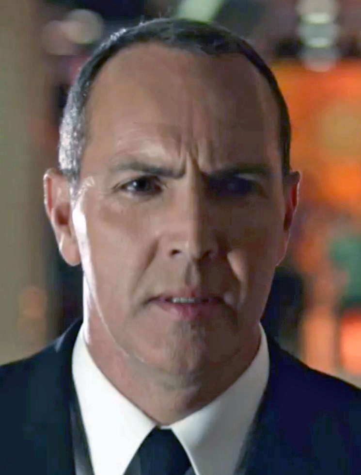 Arnold Vosloo photo