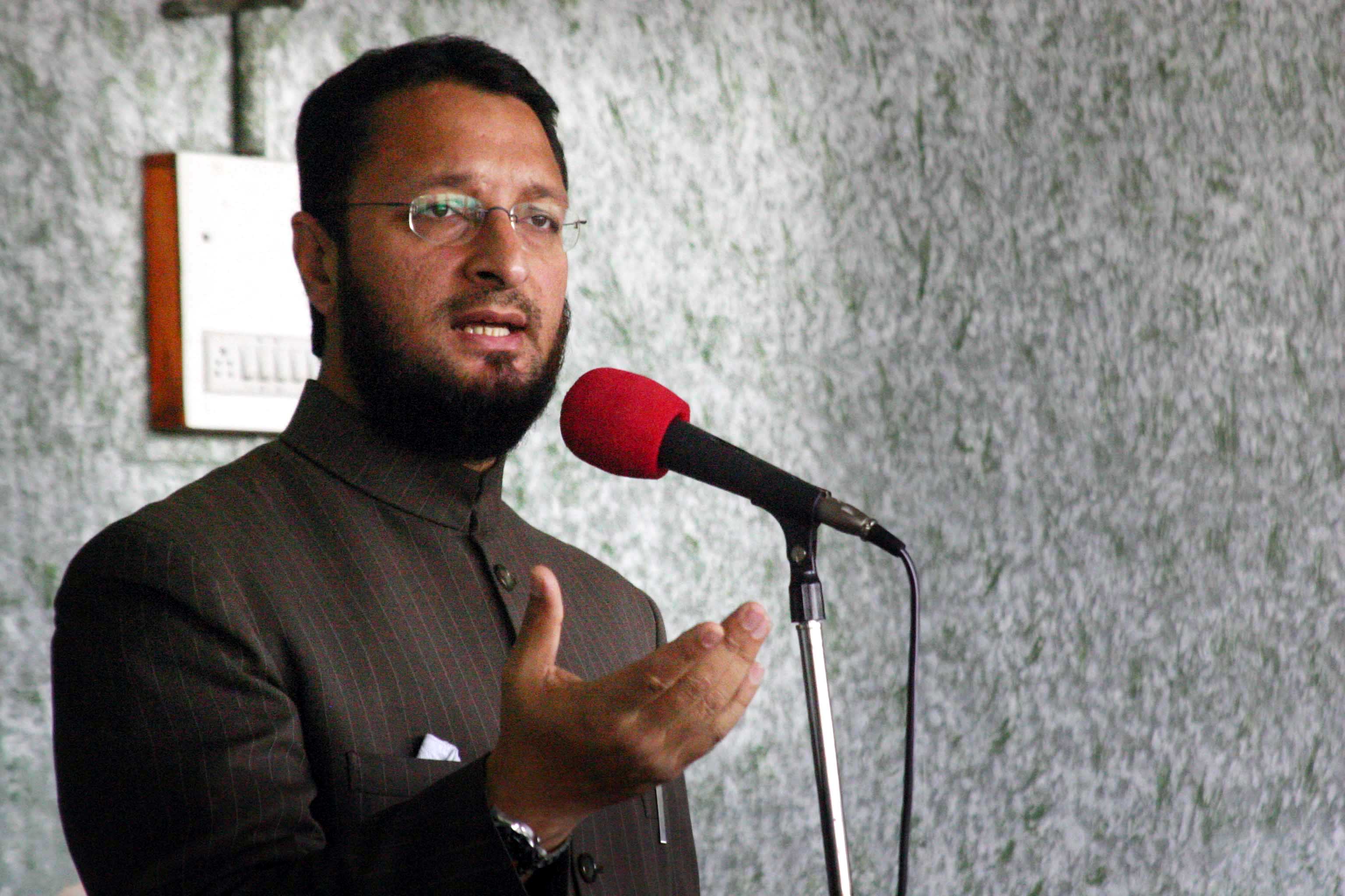 Asaduddin Owaisi photo