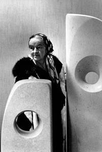 Barbara Hepworth photo