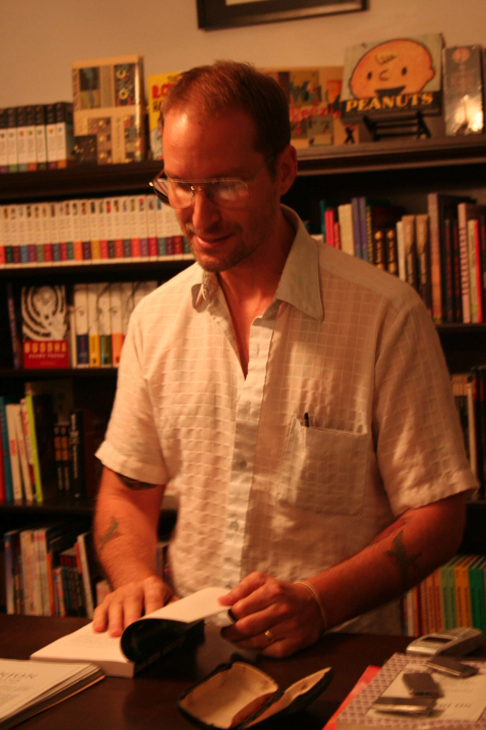 Charlie Huston photo