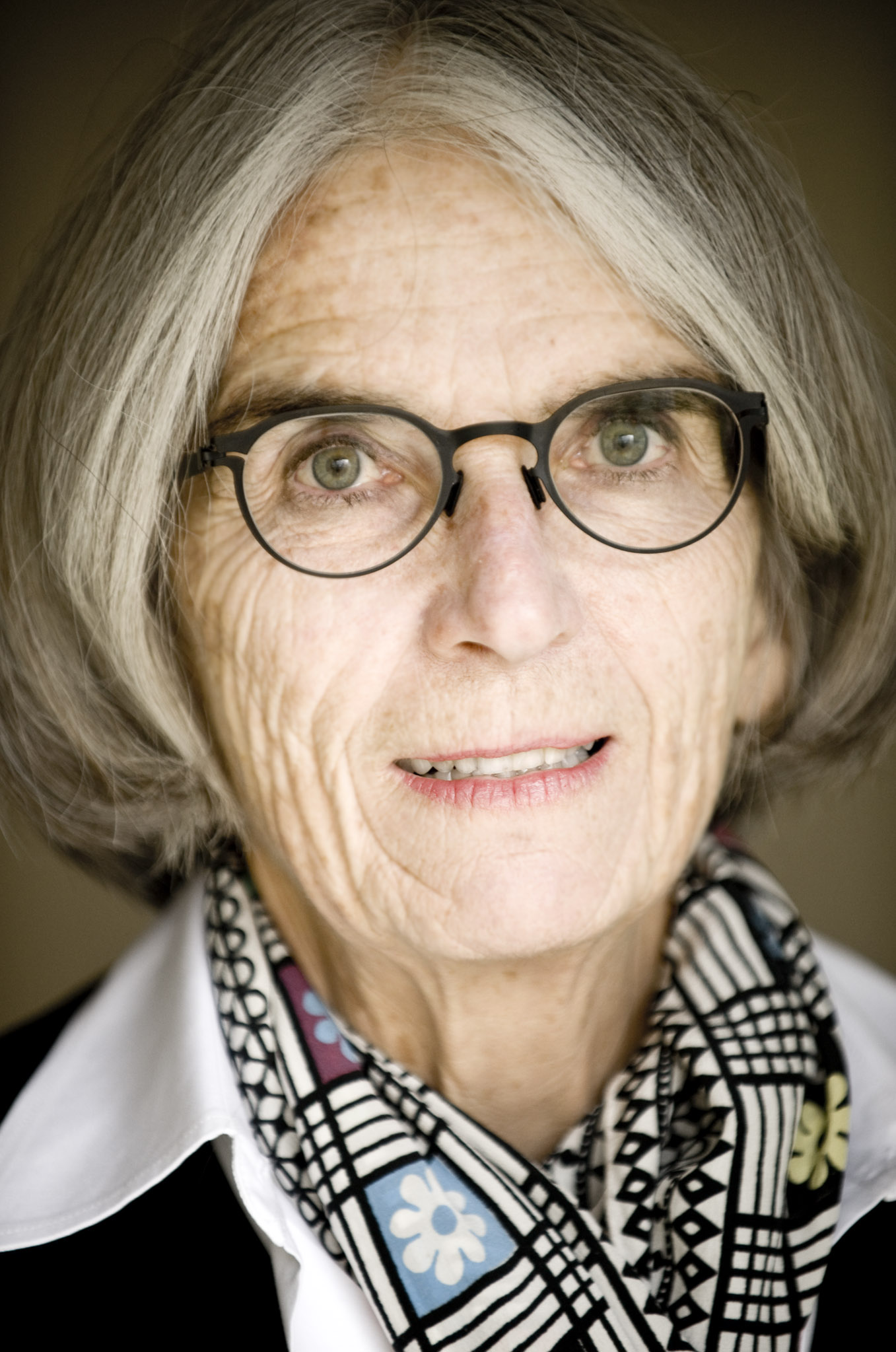 Donna Leon photo