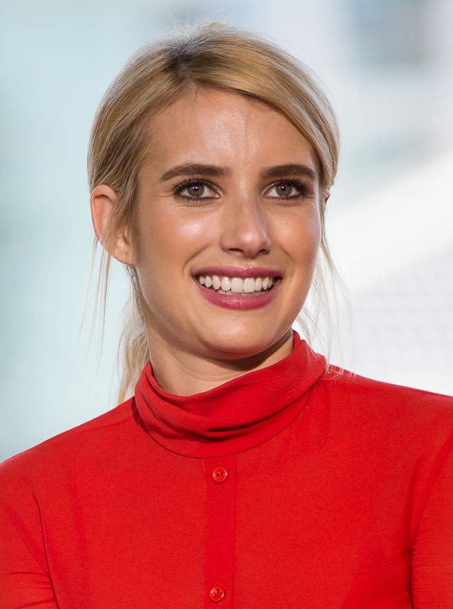 Emma Roberts photo