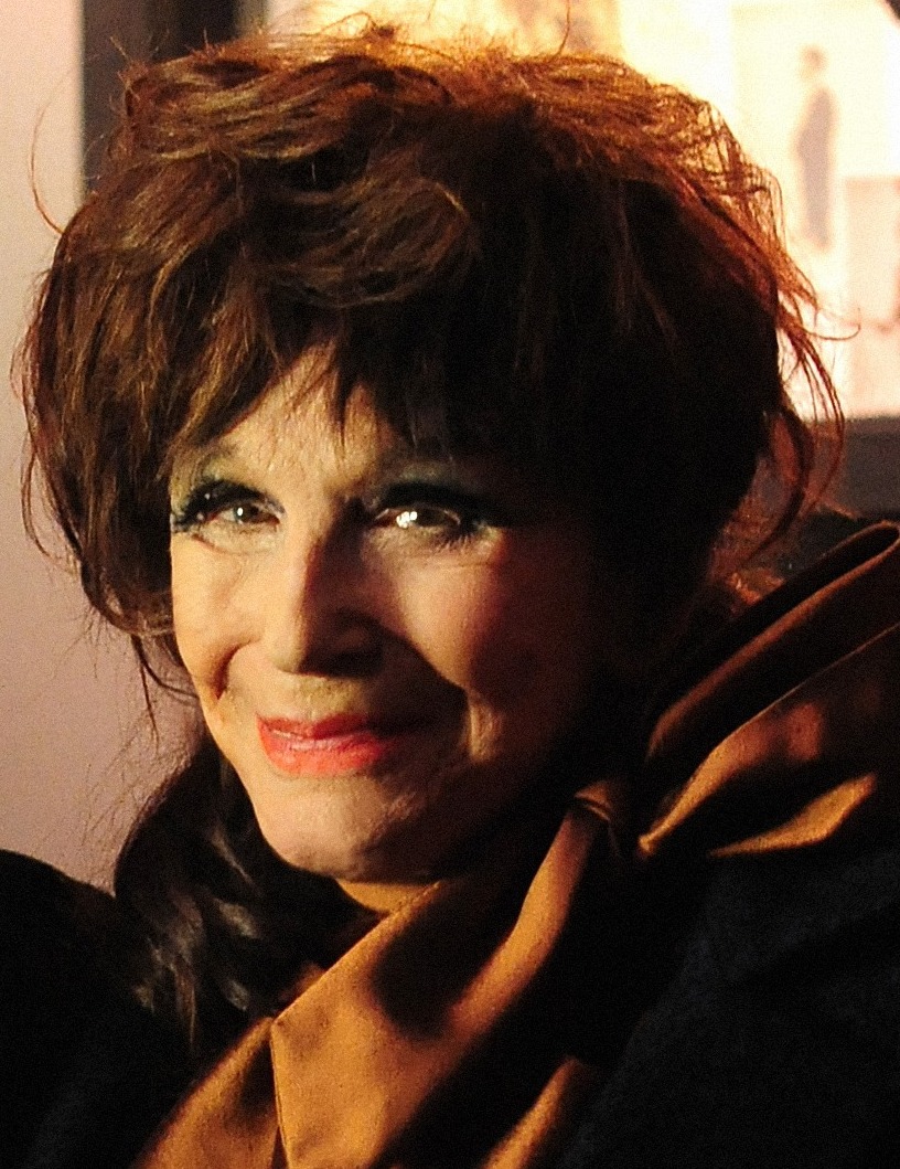 Fenella Fielding photo