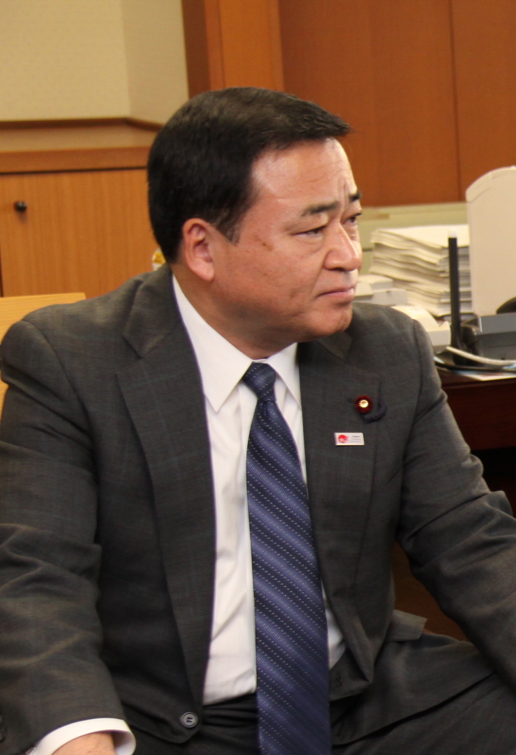 Hiroshi Kajiyama photo
