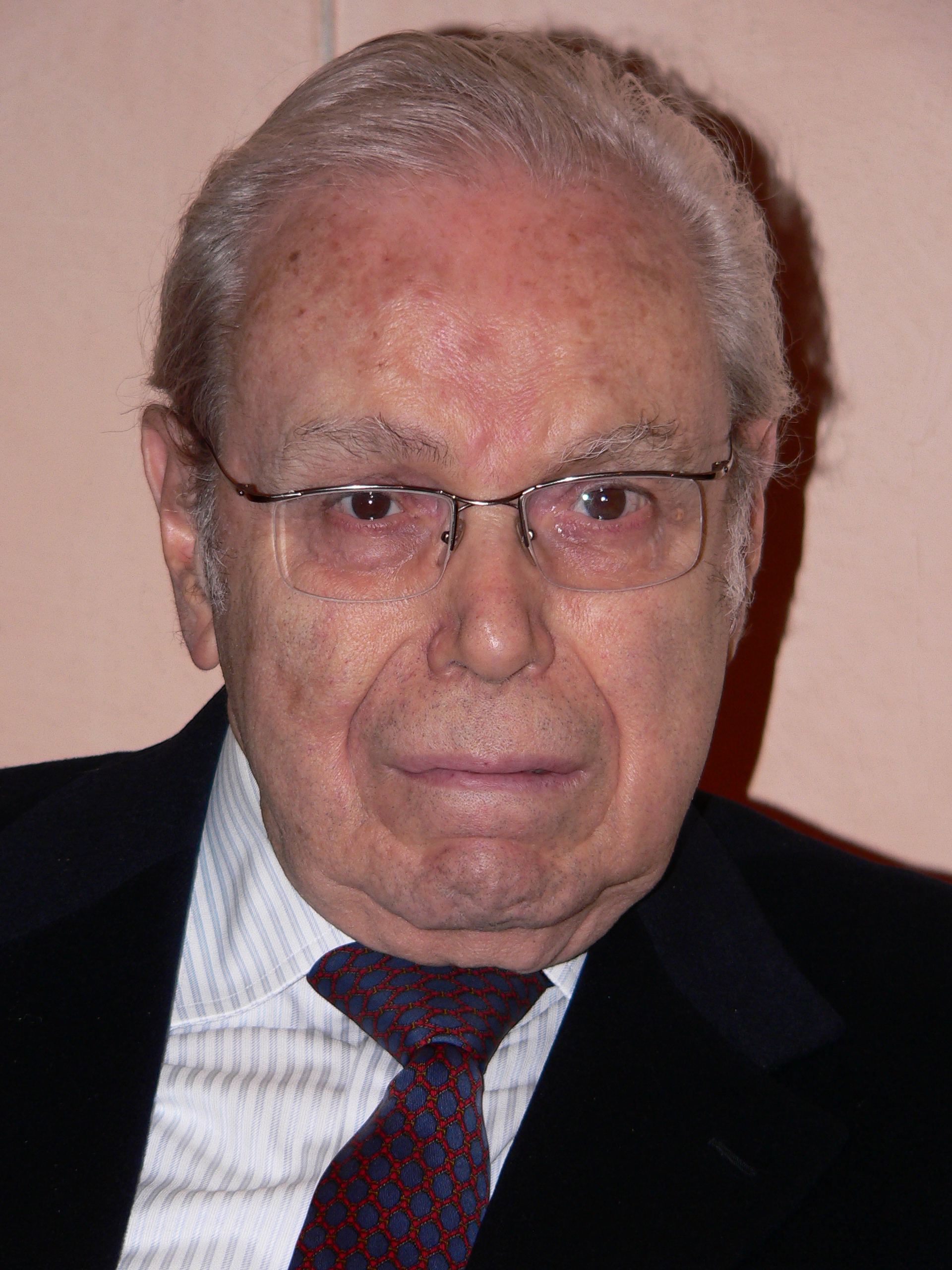 Javier Pérez de Cuéllar fénykép