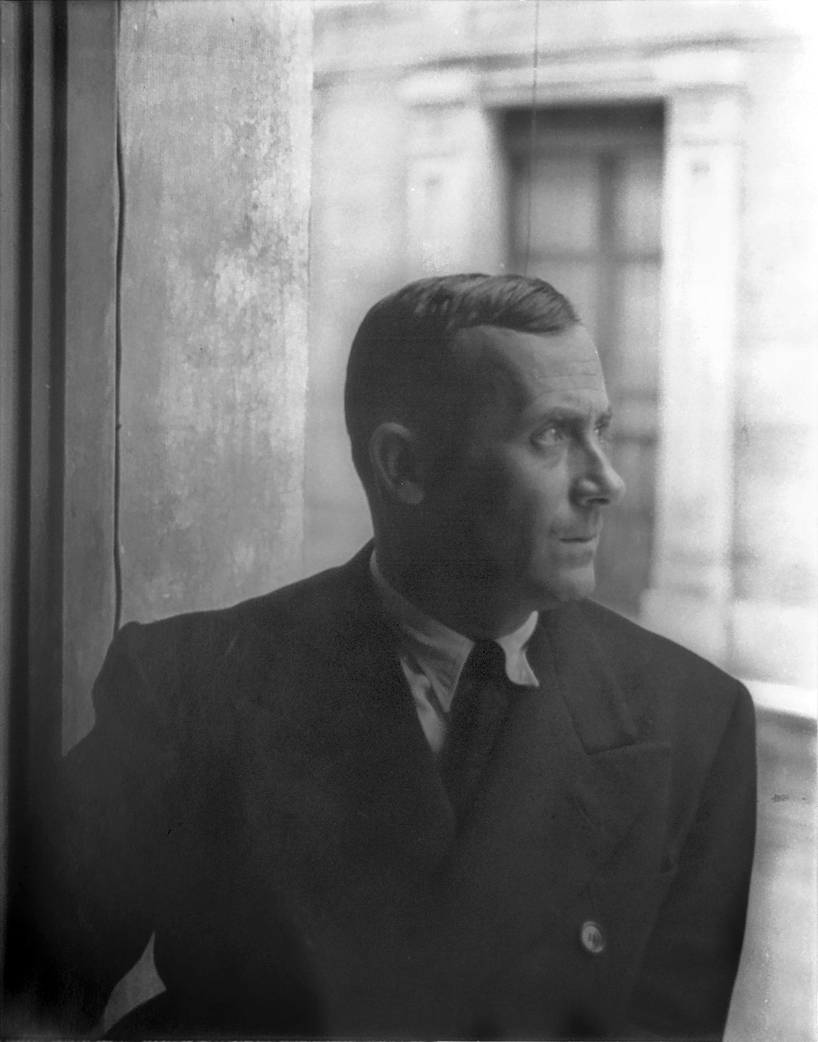 Joan Miró photo