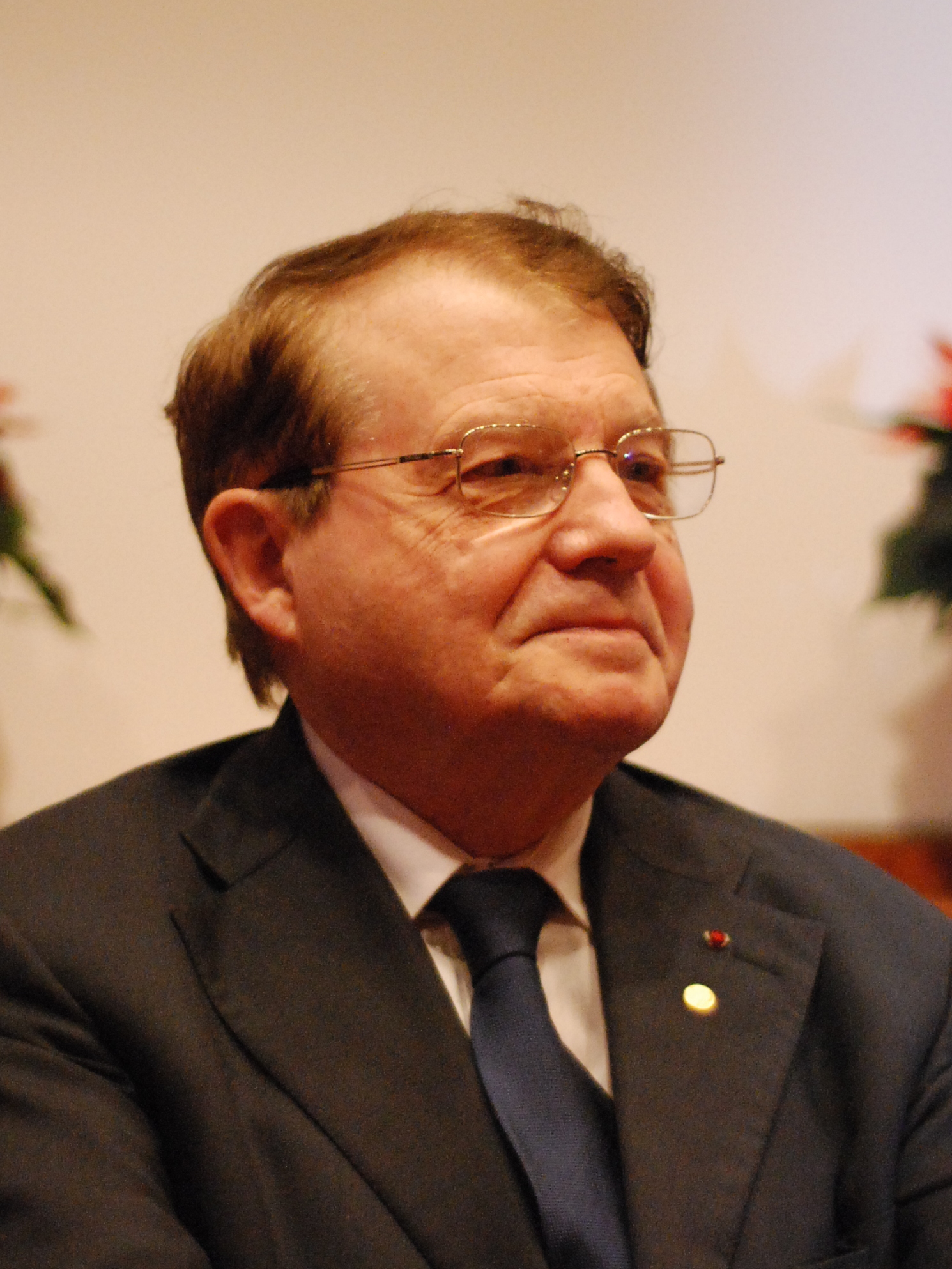 Luc Montagnier photo