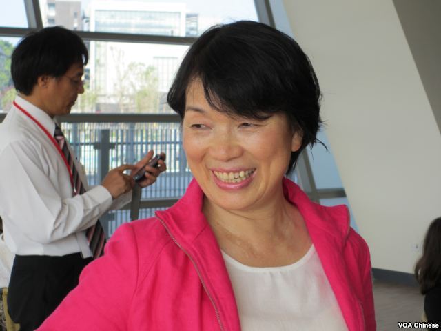 Lung Ying-tai photo