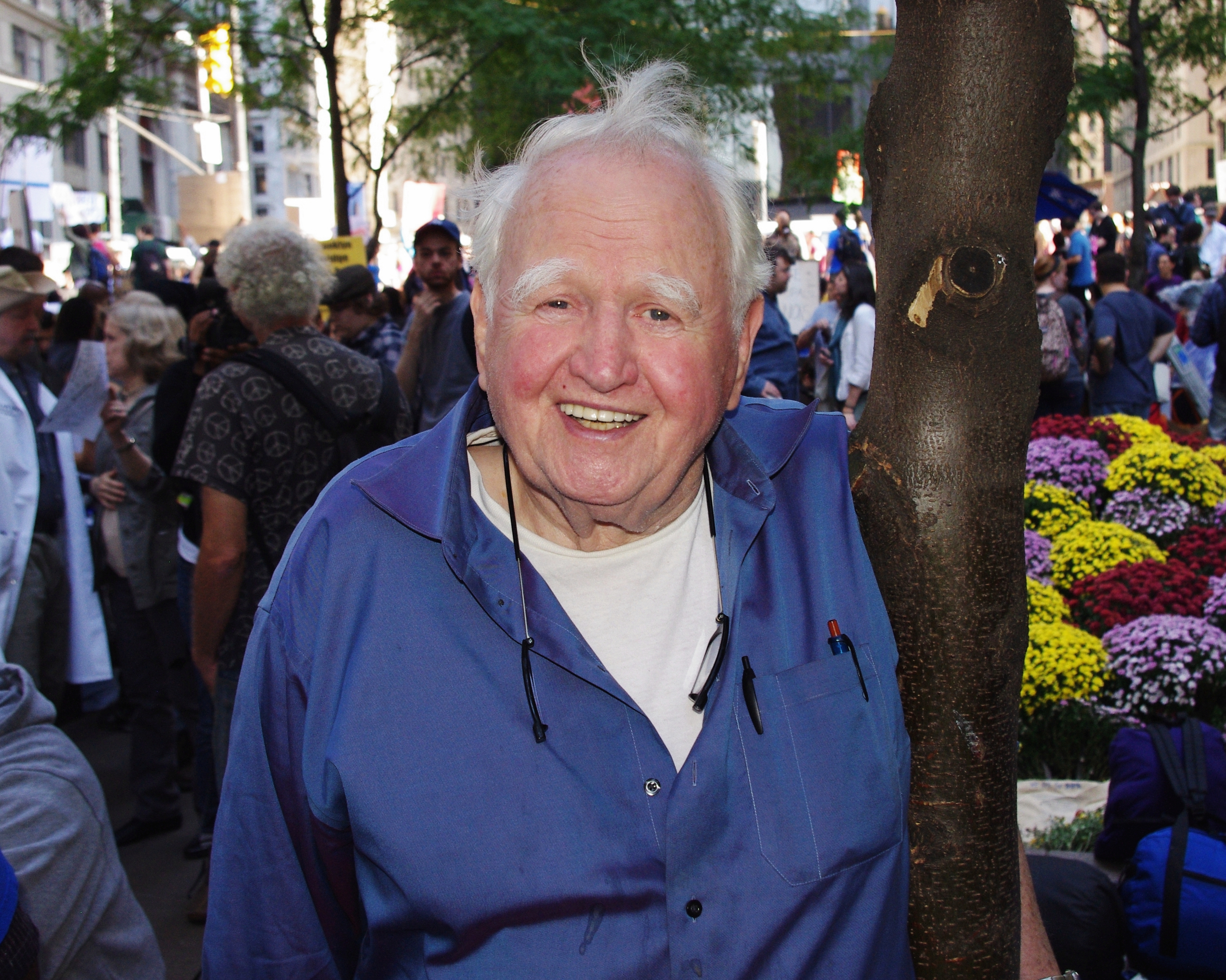 Malachy McCourt photo