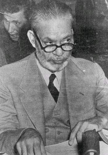 Muhammad Zafrulla Khan photo
