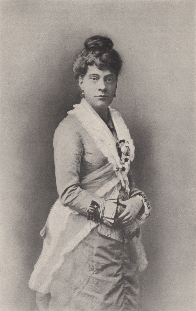 Nora Perry photo