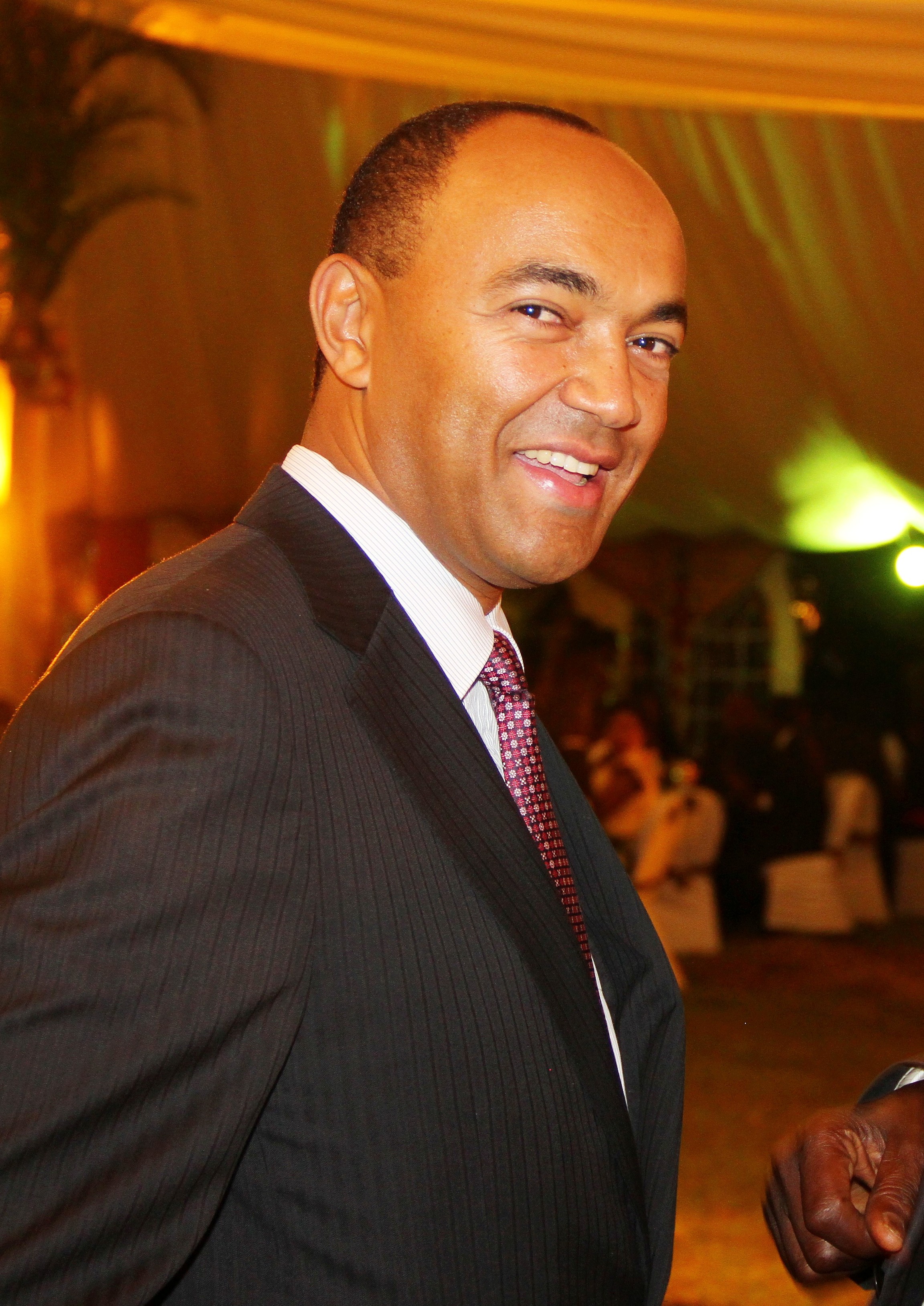 Peter Kenneth photo