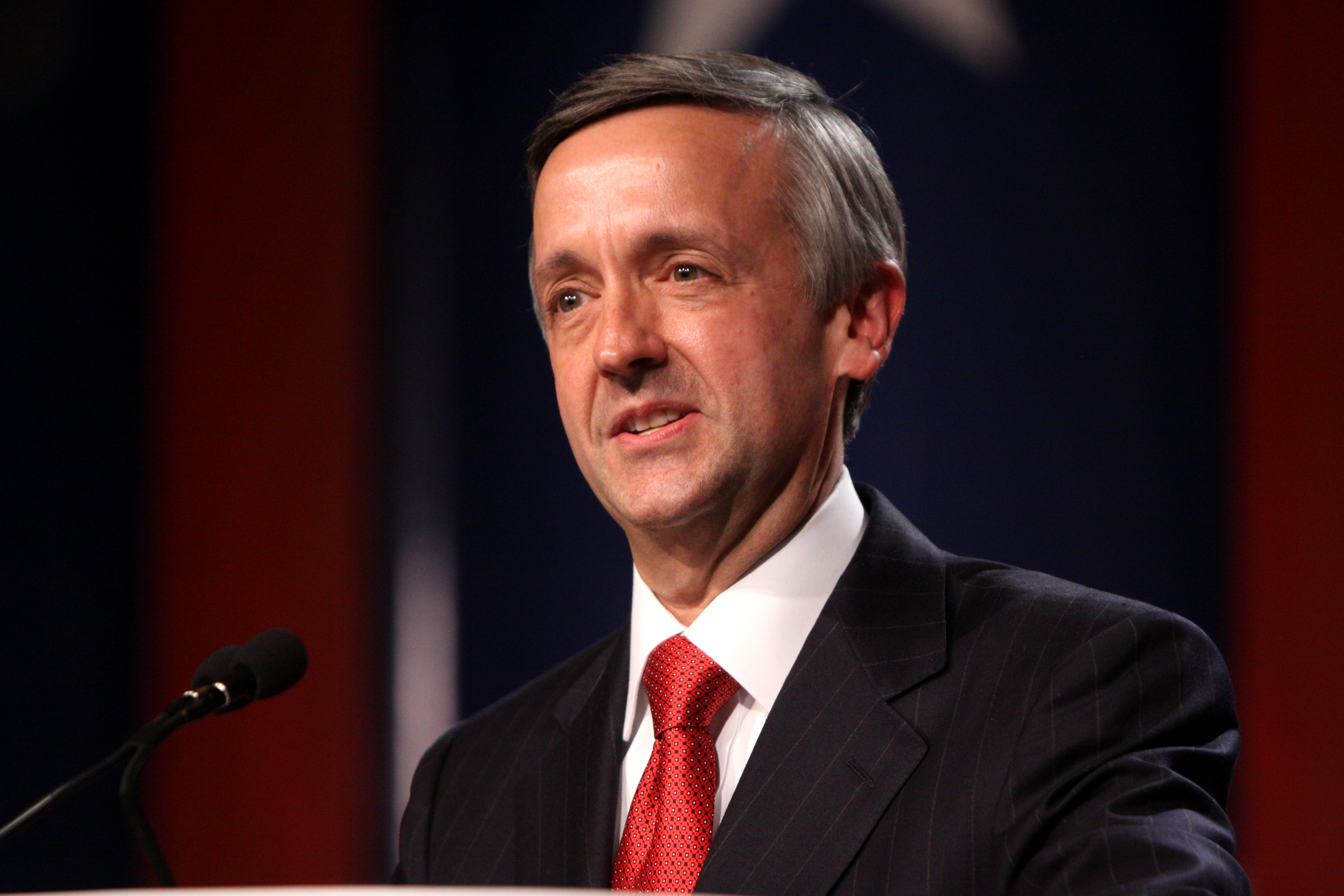 Robert Jeffress photo