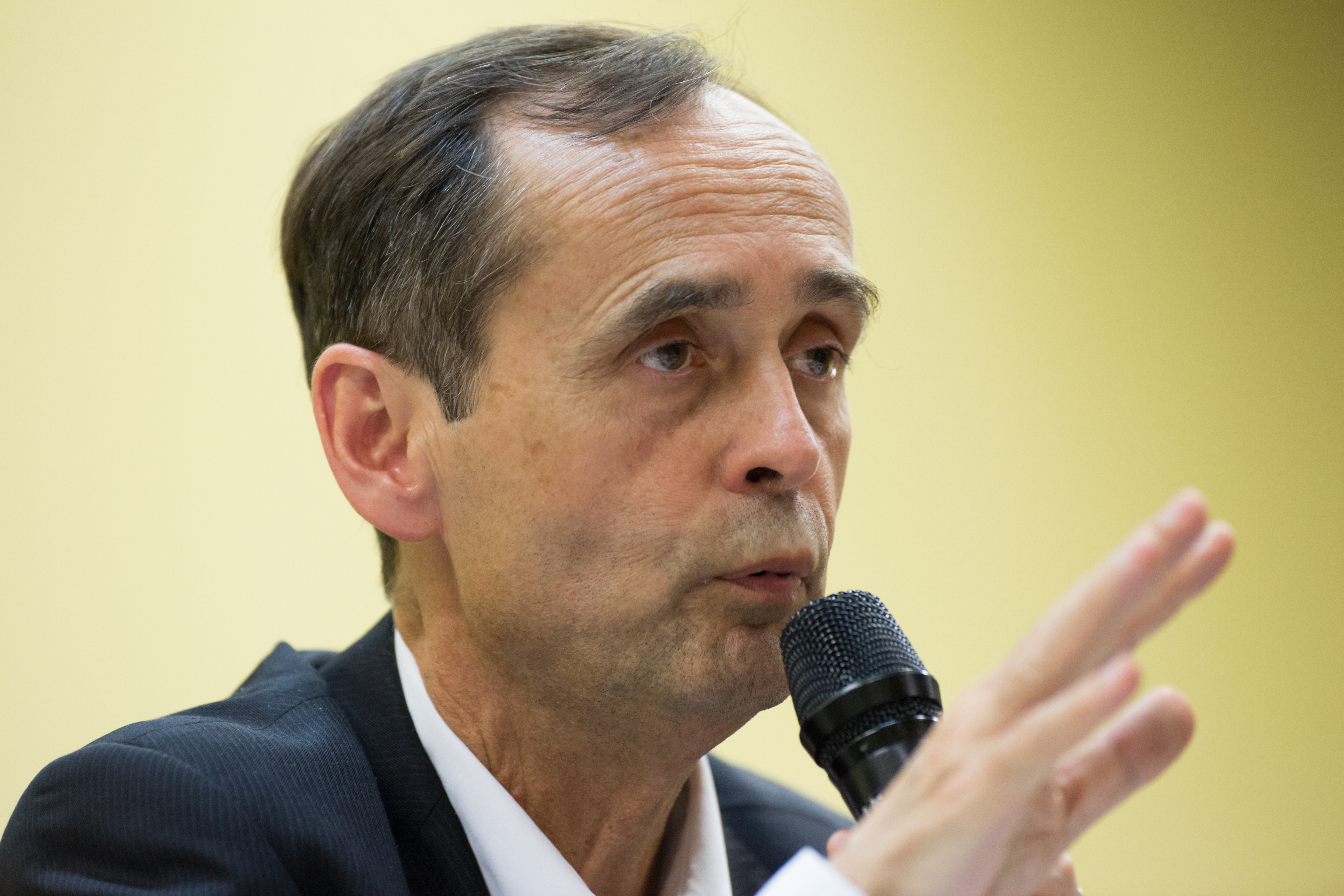 Robert Ménard photo
