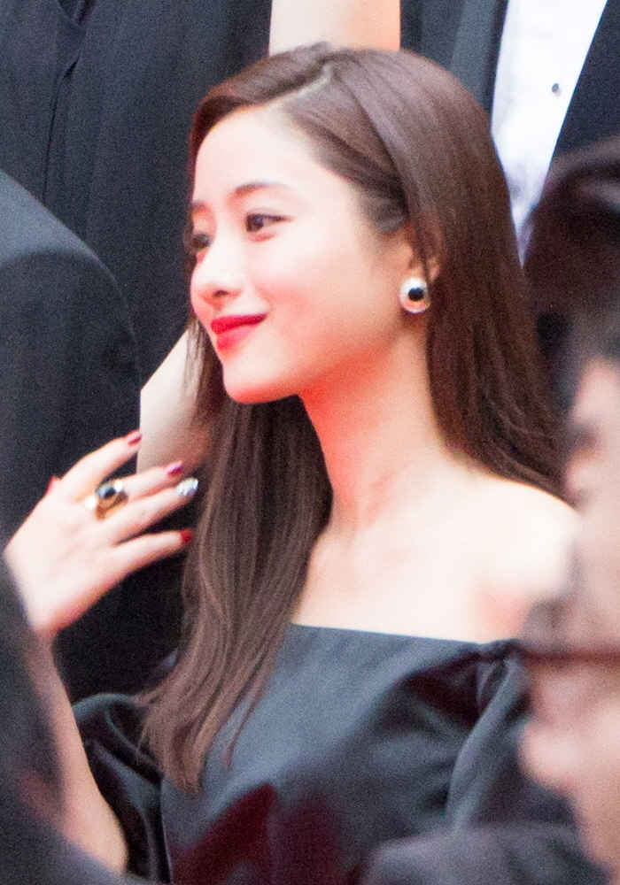 Satomi Ishihara photo