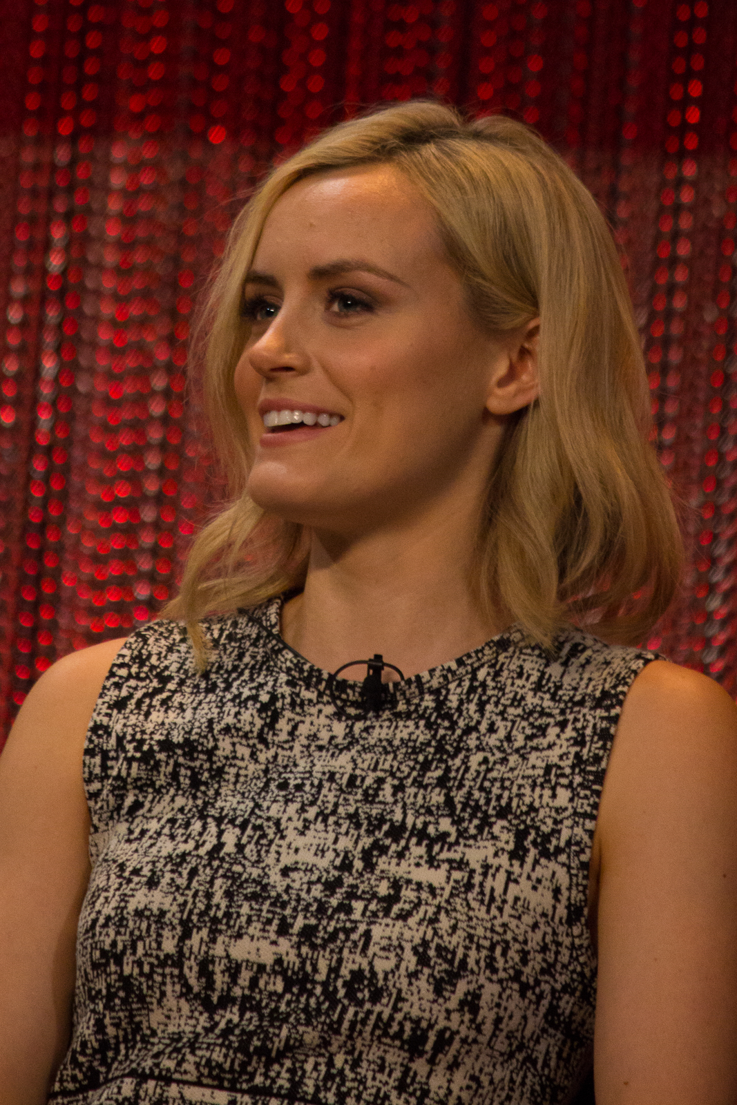 Taylor Schilling Fotografia