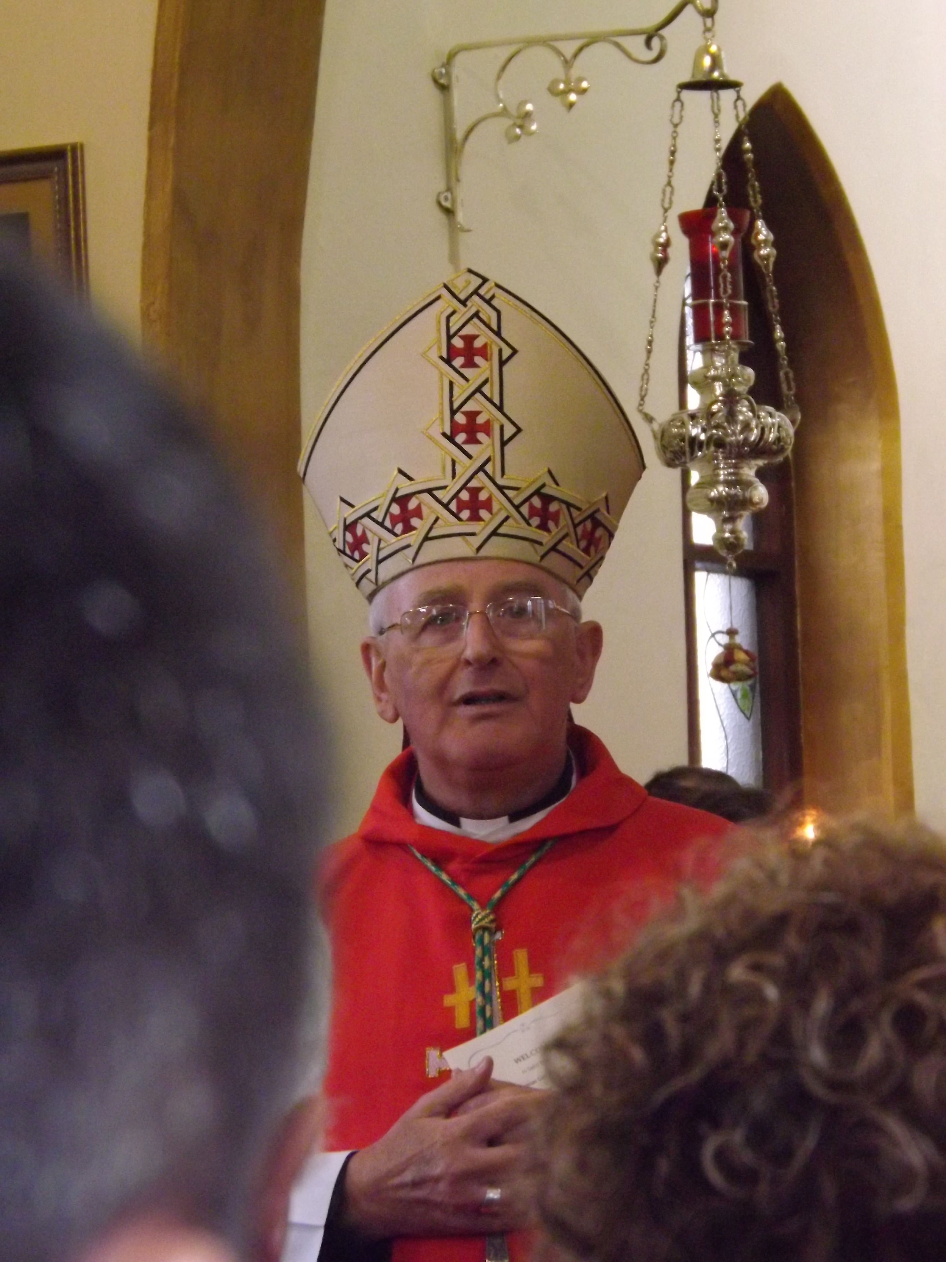 Tom Burns (bishop) photo