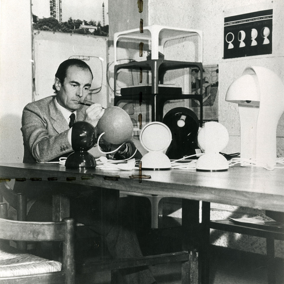 Vico Magistretti photo