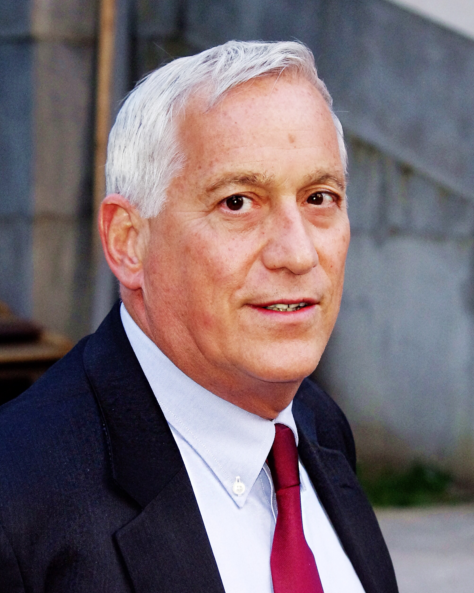 Walter Isaacson photo
